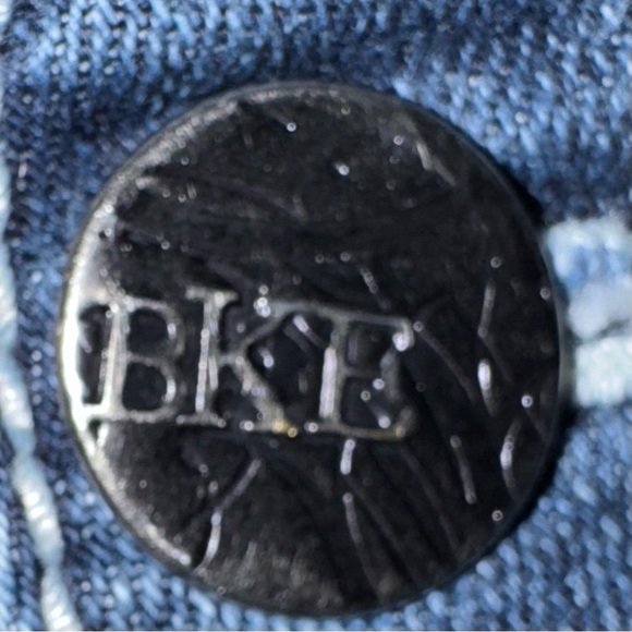 BKE Women’s 29R Bootcut “Sabrina” Dark Wash W/ Fading Stitched Pockets Low Rise - Picture 5 of 9